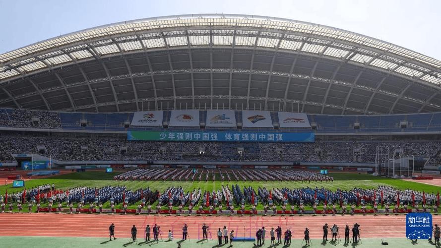 第一届全国青少年田径运动会举办 谌贻琴出席开幕式并宣布开幕 第一届全国青少年田径运动会举办 谌贻琴出席开幕式并宣布开幕
